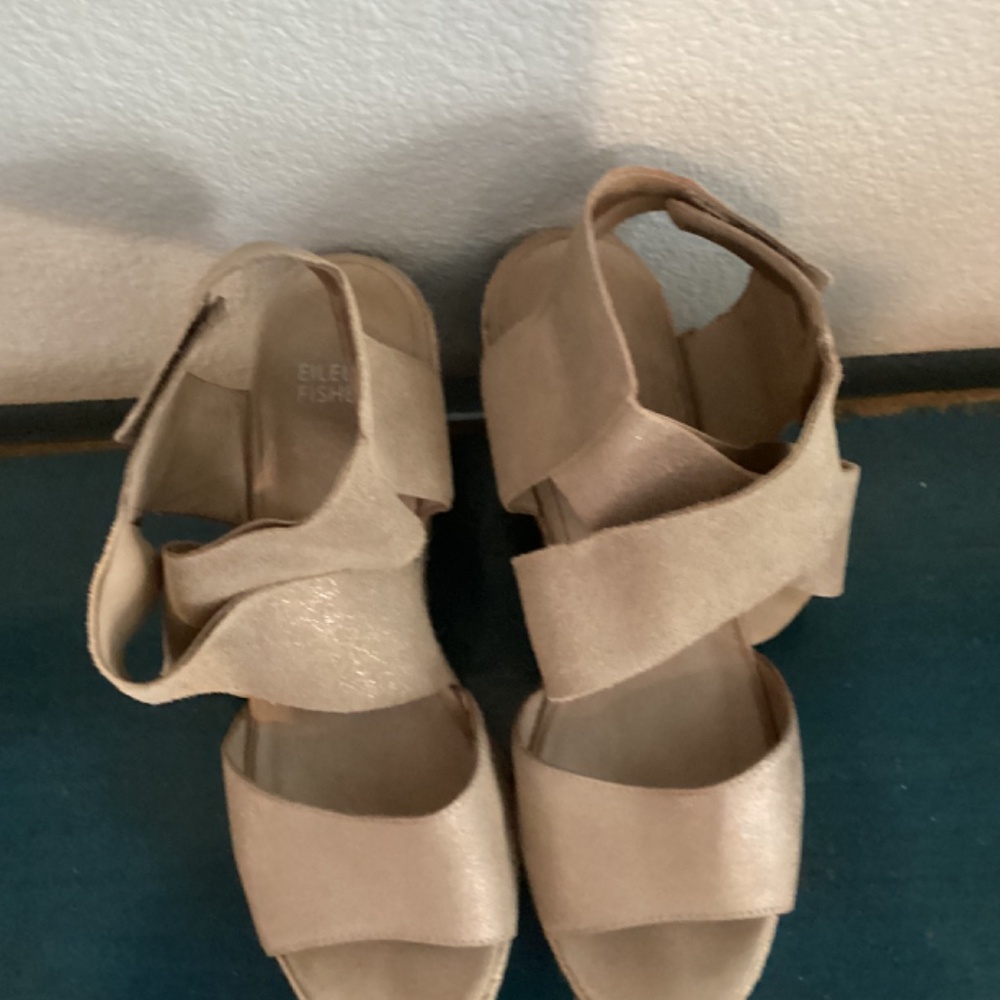 Shoes - Picture 15 of 16